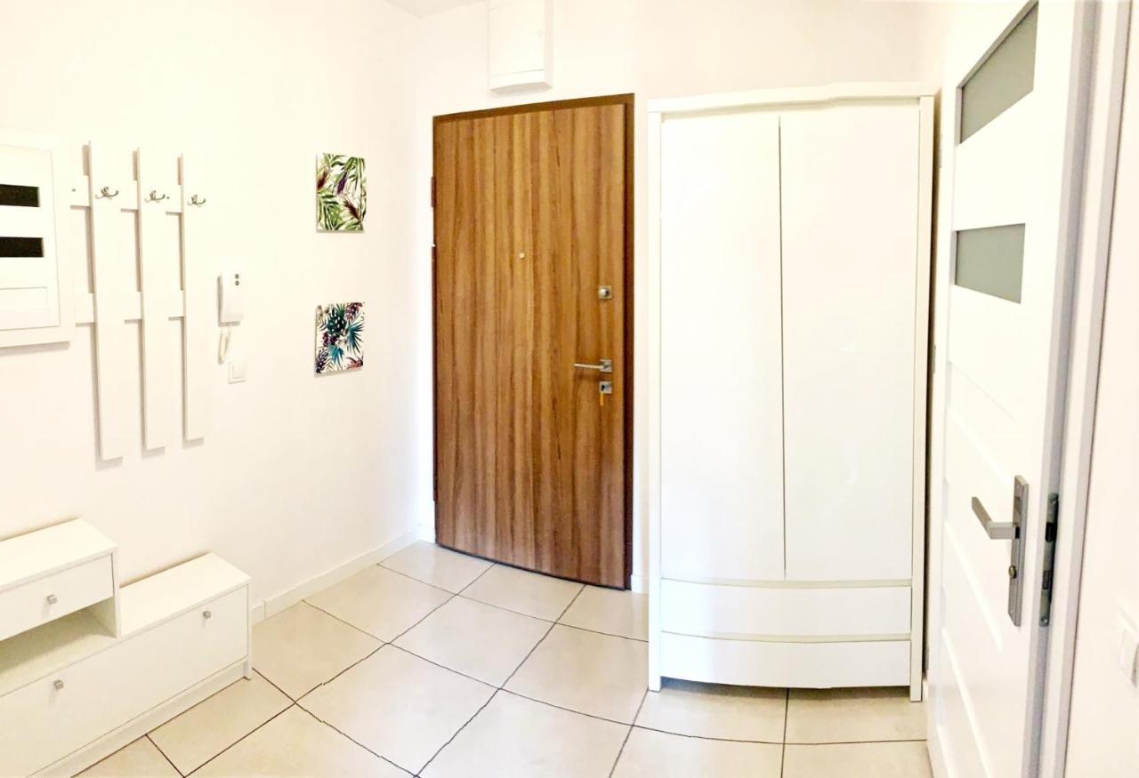 Fort Wola 12B By Homeprime Varšava Exteriér fotografie