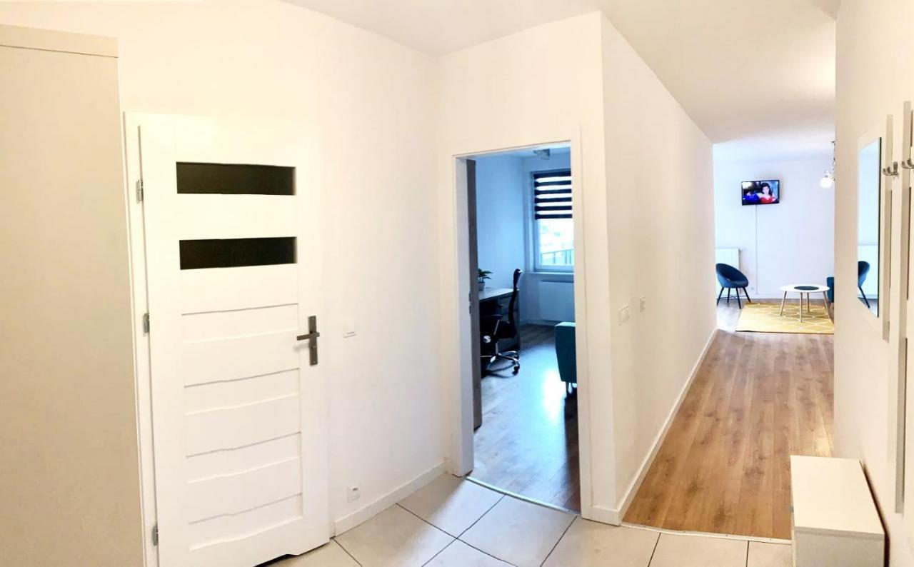 Fort Wola 12B By Homeprime Varšava Exteriér fotografie